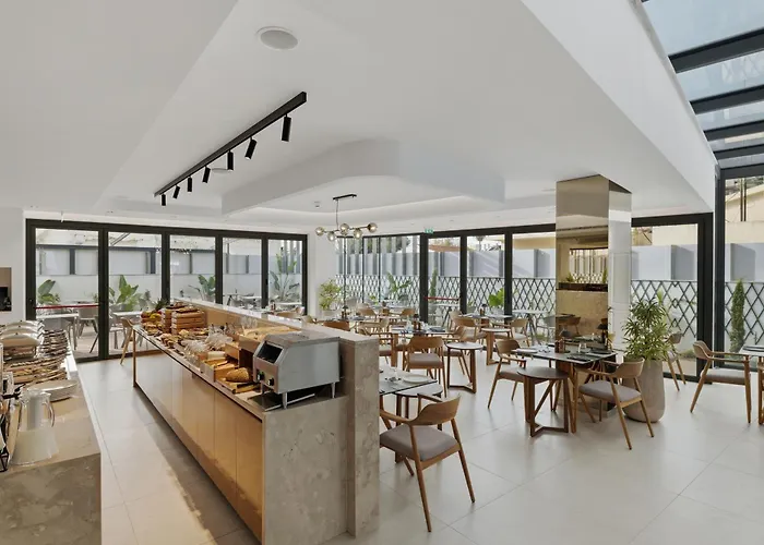 Szálloda Warner Boutique Hotel-adults Only Lárnaka