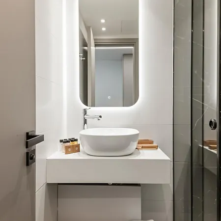 Warner Boutique Hotel-adults Only