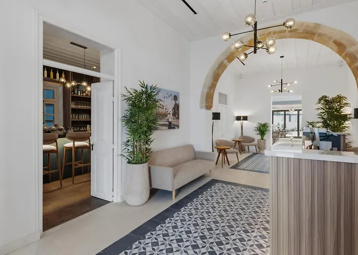 Warner Boutique Hotel-adults Only ラルナカ