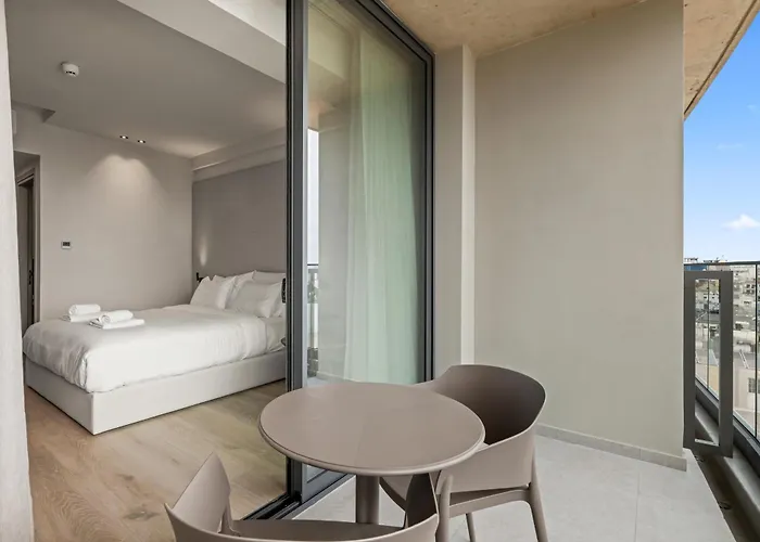 Warner Boutique Hotel-adults Only ホテル ラルナカ